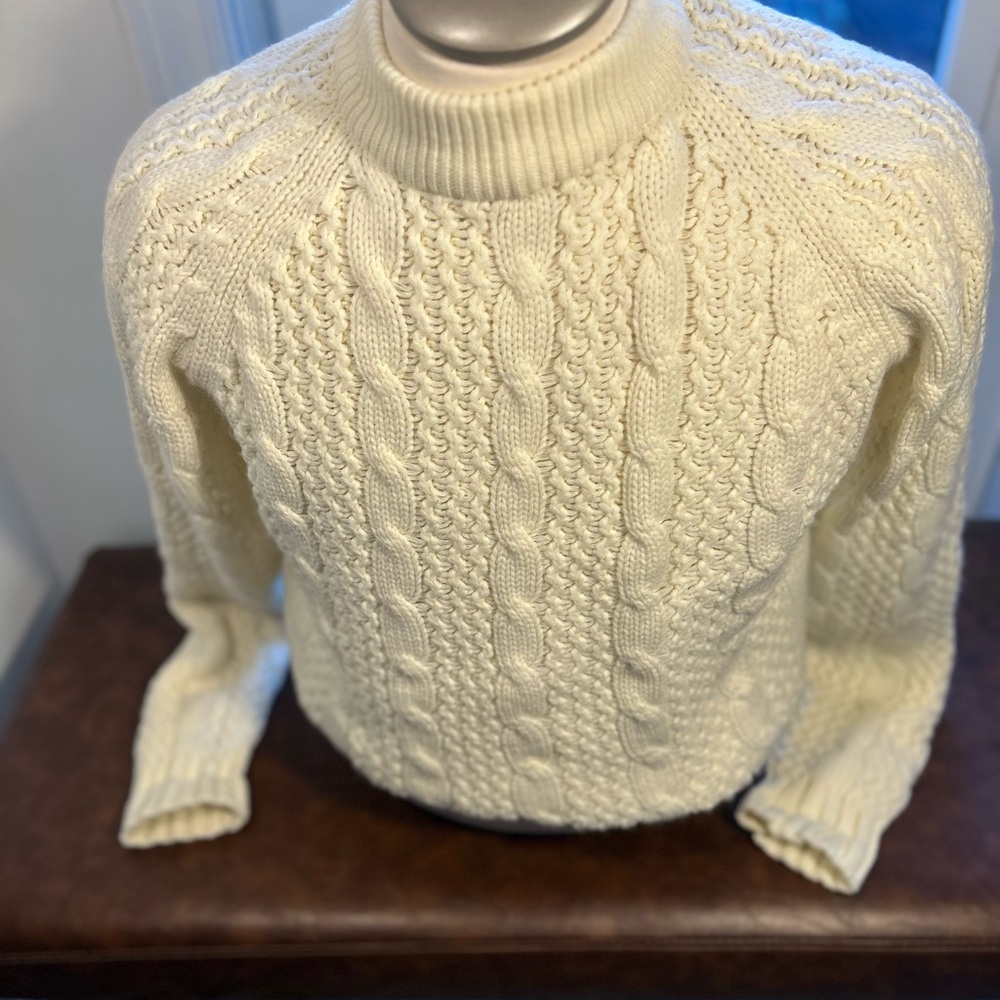 Kmart vintage 70s Cream Acrylic Knit Sweater made in Taiwan